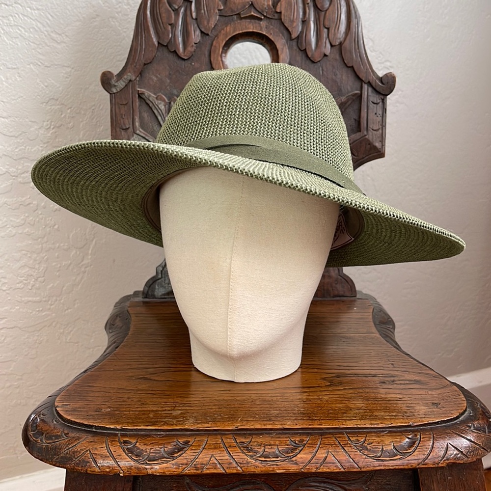 Goorin Brother green straw hat